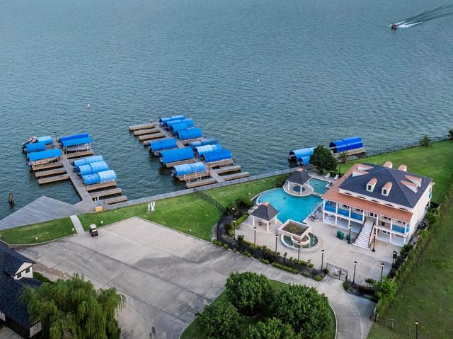 10887 Decatur Street, Willis, TX 77318