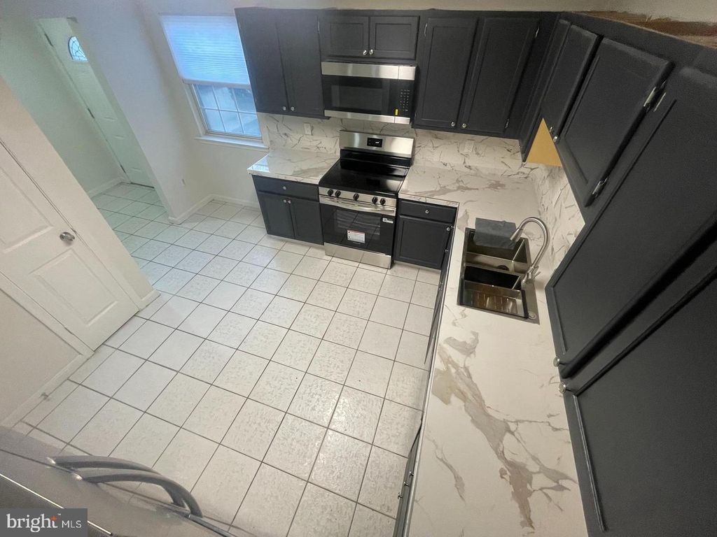 Image 15 of property listing at 11248 HANNAH WAY #8, Upper Marlboro, MD 20774