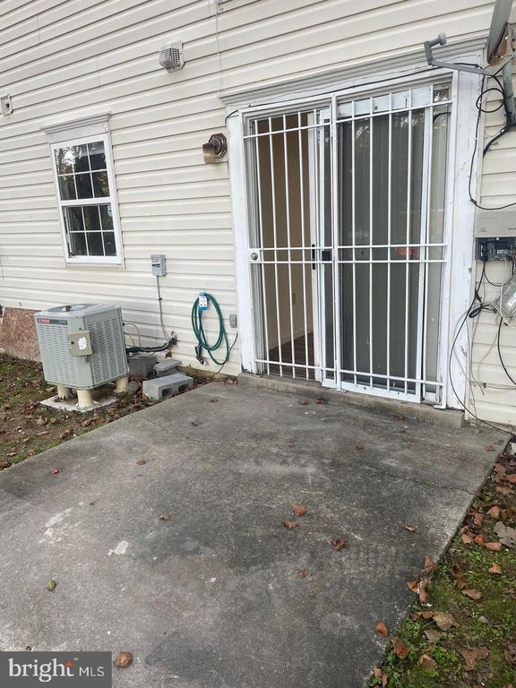 Image 35 of property listing at 11248 HANNAH WAY #8, Upper Marlboro, MD 20774