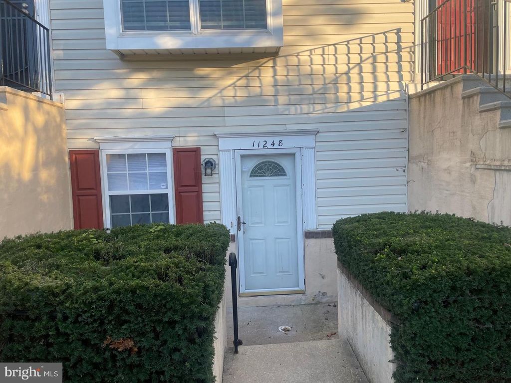 Image 10 of property listing at 11248 HANNAH WAY #8, Upper Marlboro, MD 20774