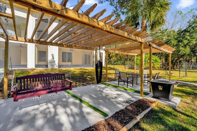 168 BETHEL OAKS LANE, Deltona, FL 32738