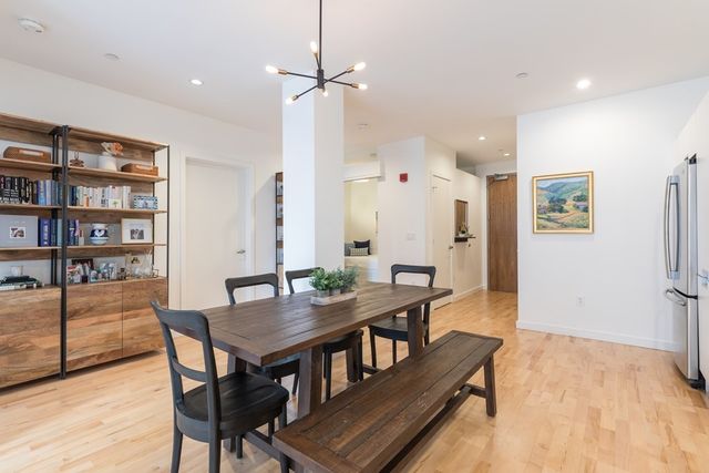 346 Congress 209, Boston, MA 02110