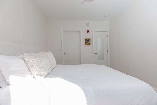 346 Congress 209, Boston, MA 02110