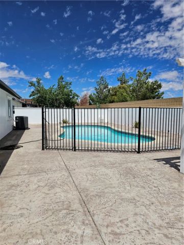 37900 Janus, Palmdale, CA 93550