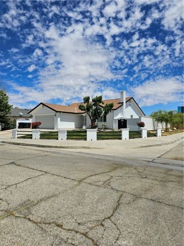 37900 Janus, Palmdale, CA 93550