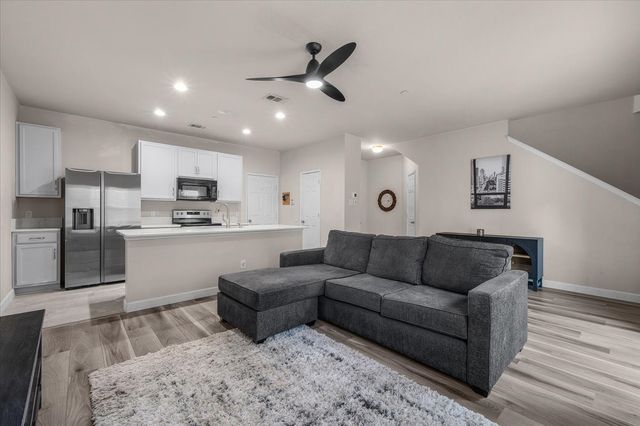 2200 Oklahoma Avenue, Plano, TX 75074