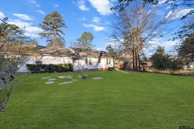 280 Dickard St, Hawkins, TX 75765