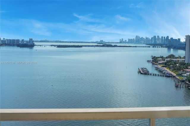 11111 Biscayne Blvd 21C, Miami, FL 33181