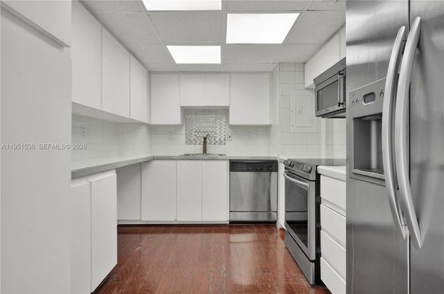 11111 Biscayne Blvd 21C, Miami, FL 33181