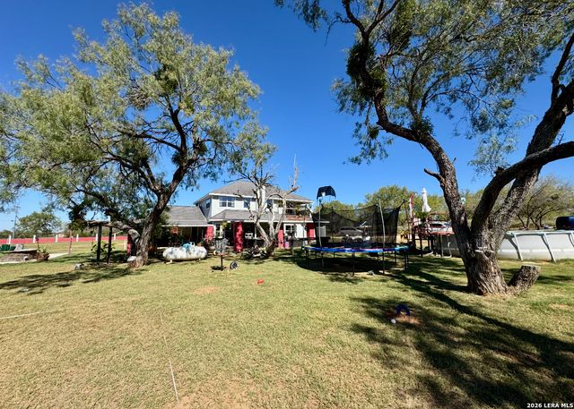 5980 Smith, Von Ormy, TX 78073