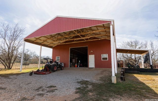 5980 Smith, Von Ormy, TX 78073