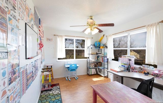 5980 Smith, Von Ormy, TX 78073