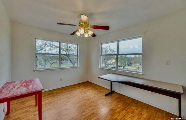 5980 Smith, Von Ormy, TX 78073