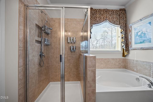 2016 Aramanche Drive, Burlington, NC 27215