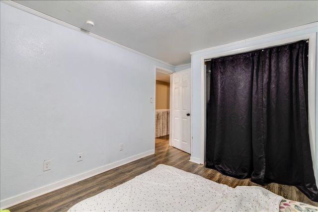 1233 N Woodlawn Blvd, Derby, KS 67037
