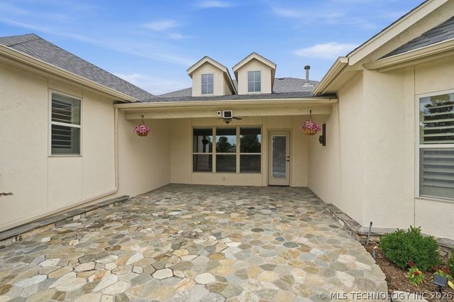 8409 S Olympia Avenue, Tulsa, OK 74132