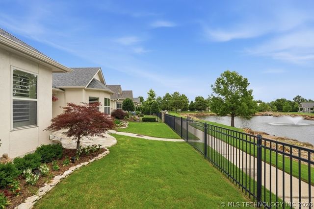 8409 S Olympia Avenue, Tulsa, OK 74132