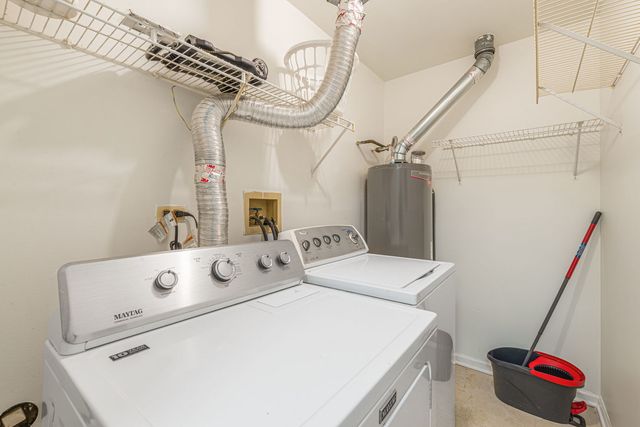 728 N Gary Avenue 113, Carol Stream, IL 60188