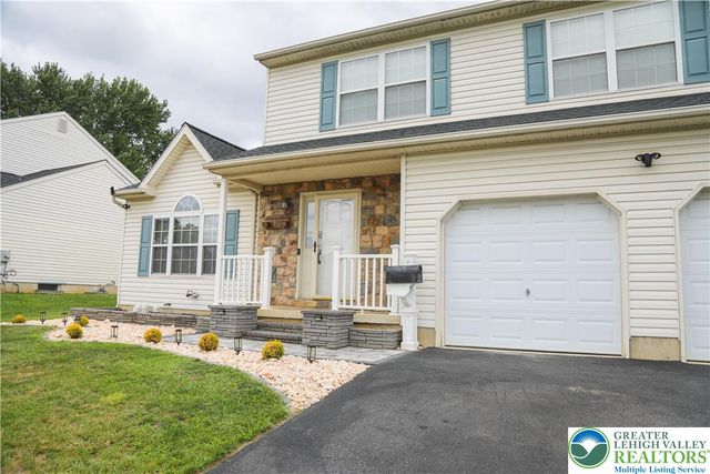 1412 Stanford Road, Bethlehem City, PA 18018