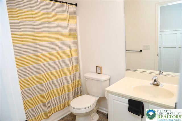 1412 Stanford Road, Bethlehem City, PA 18018
