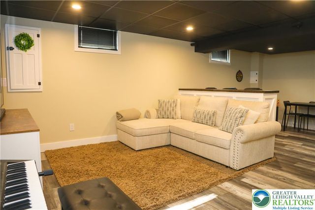 1412 Stanford Road, Bethlehem City, PA 18018