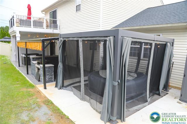 1412 Stanford Road, Bethlehem City, PA 18018