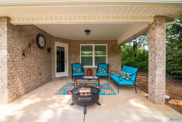 3155 Chestnut Court SE, Decatur, AL 35603