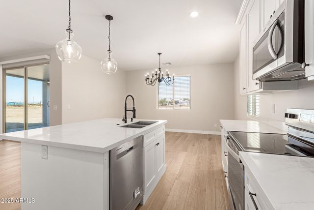 19496 E Erik Court, Florence, AZ 85132