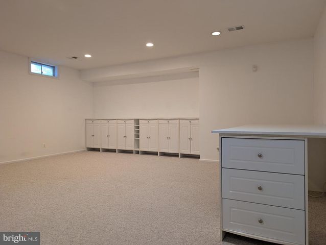 8 TREWBRIDGE CT, Princeton, NJ 08540