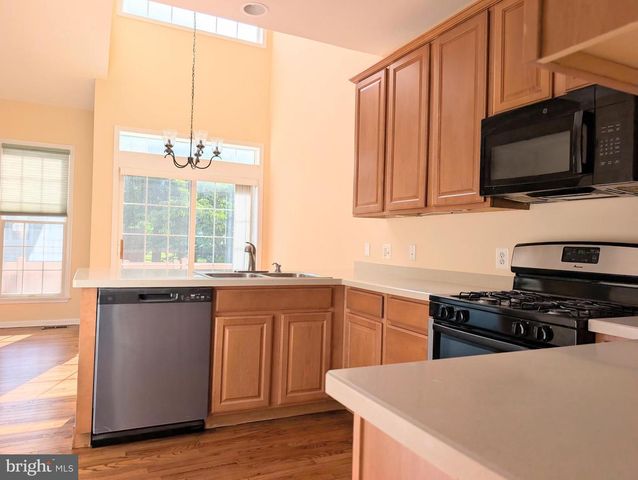 8 TREWBRIDGE CT, Princeton, NJ 08540