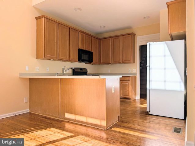 8 TREWBRIDGE CT, Princeton, NJ 08540