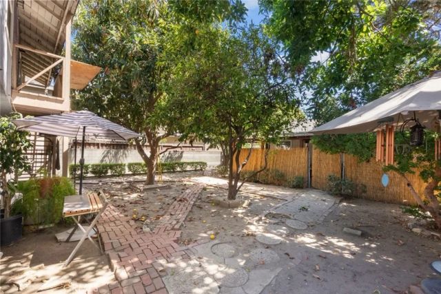4617 Tilden Avenue, Sherman Oaks, CA 91403