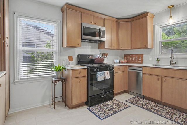 4937 S Cincinnati Avenue, Tulsa, OK 74105