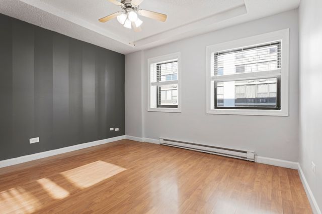 4520 N CLARENDON Avenue 406, Chicago, IL 60640