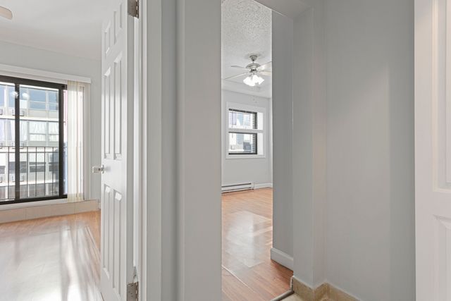 4520 N CLARENDON Avenue 406, Chicago, IL 60640