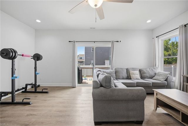 1713 Oakfield AVE, Norfolk, VA 23523