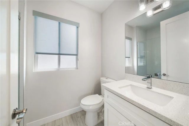 2573 Elden Ave B, Costa Mesa, CA 92627