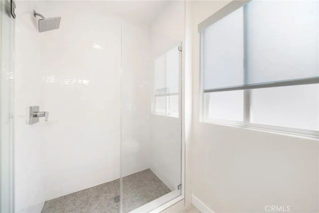 2573 Elden Ave B, Costa Mesa, CA 92627