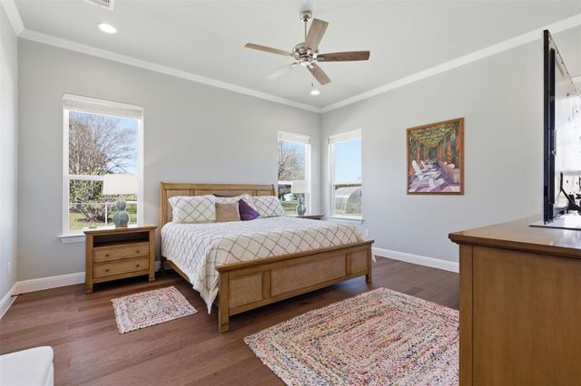 219 Skyline RD, Georgetown, TX 78628