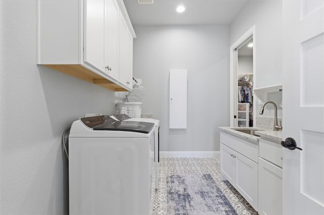 219 Skyline RD, Georgetown, TX 78628