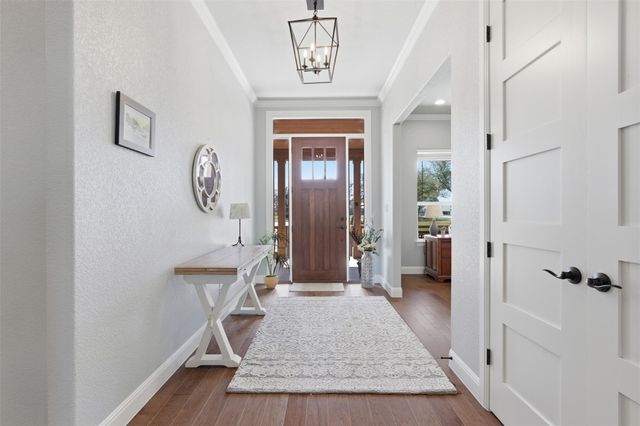 219 Skyline RD, Georgetown, TX 78628