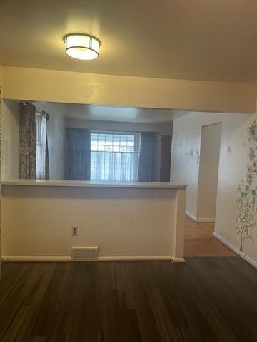 661 Wharton Avenue, Ypsilanti Twp, MI 48198