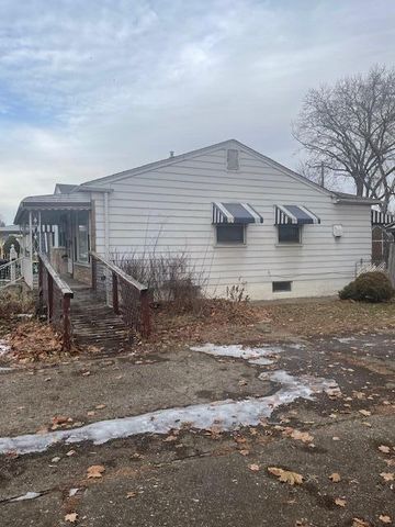 661 Wharton Avenue, Ypsilanti Twp, MI 48198