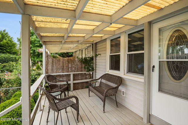 124 Belshaw Avenue, Shrewsbury Twp, NJ 07724