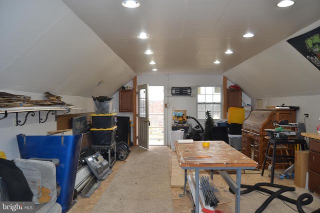 686 STATE RD, West Grove, PA 19390