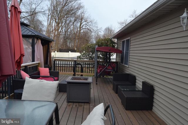 686 STATE RD, West Grove, PA 19390