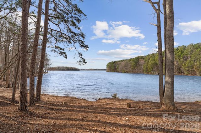 628 Amalfi Drive, Davidson, NC 28036