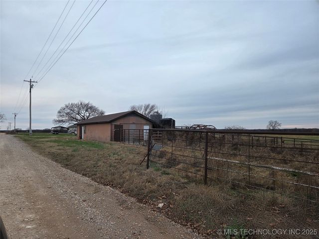 470389 E 650 Road, Westville, OK 74965