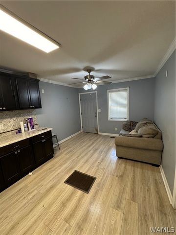603 18th, Tuscaloosa, AL 35401