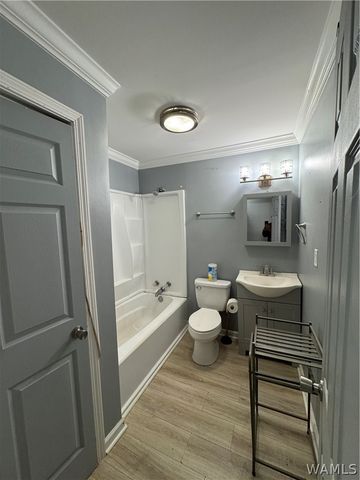 603 18th, Tuscaloosa, AL 35401